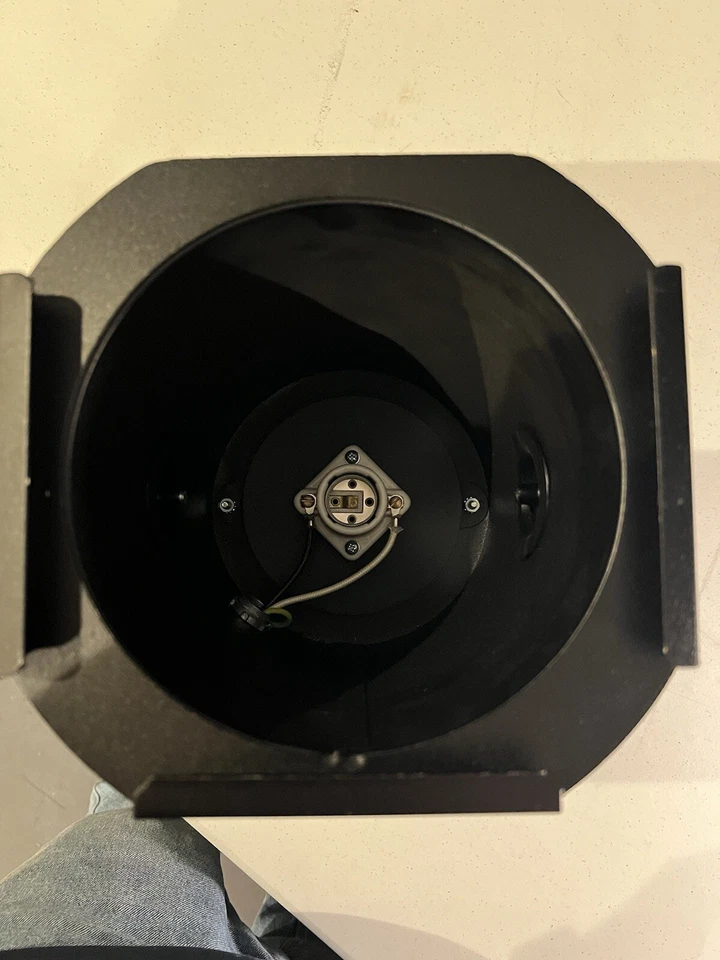 Altman PAR-38 Stage/Studio Lighting Fixture - Image 2 of 4