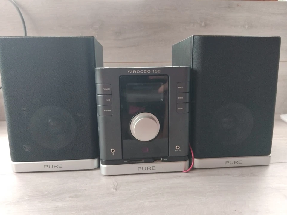 Pure Sirocco 150 Micro HiFi System CD DAB IPod Dock very good condition - Image 2 of 4