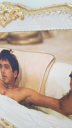 QUADRO CORNICE IN LEGNO PANNA E ORO CON AL PACINO IN SCARFACE CON CRISTALLI - Imagen 4 de 5