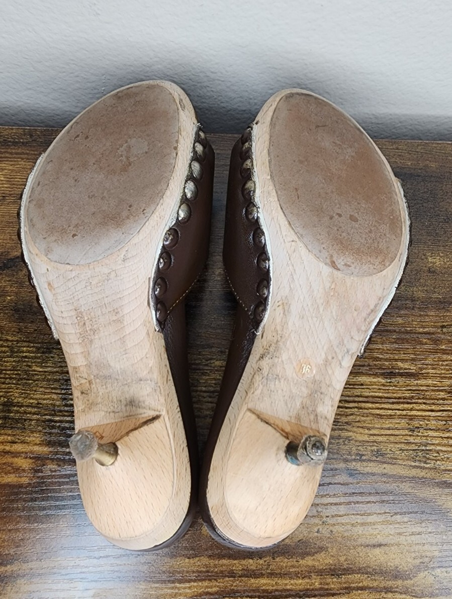 靴 Vintage Miu Miu Eyelet Sandals 36 Miu Miu Y2K Women's Wooden Open Toe Studded Kitten Heel