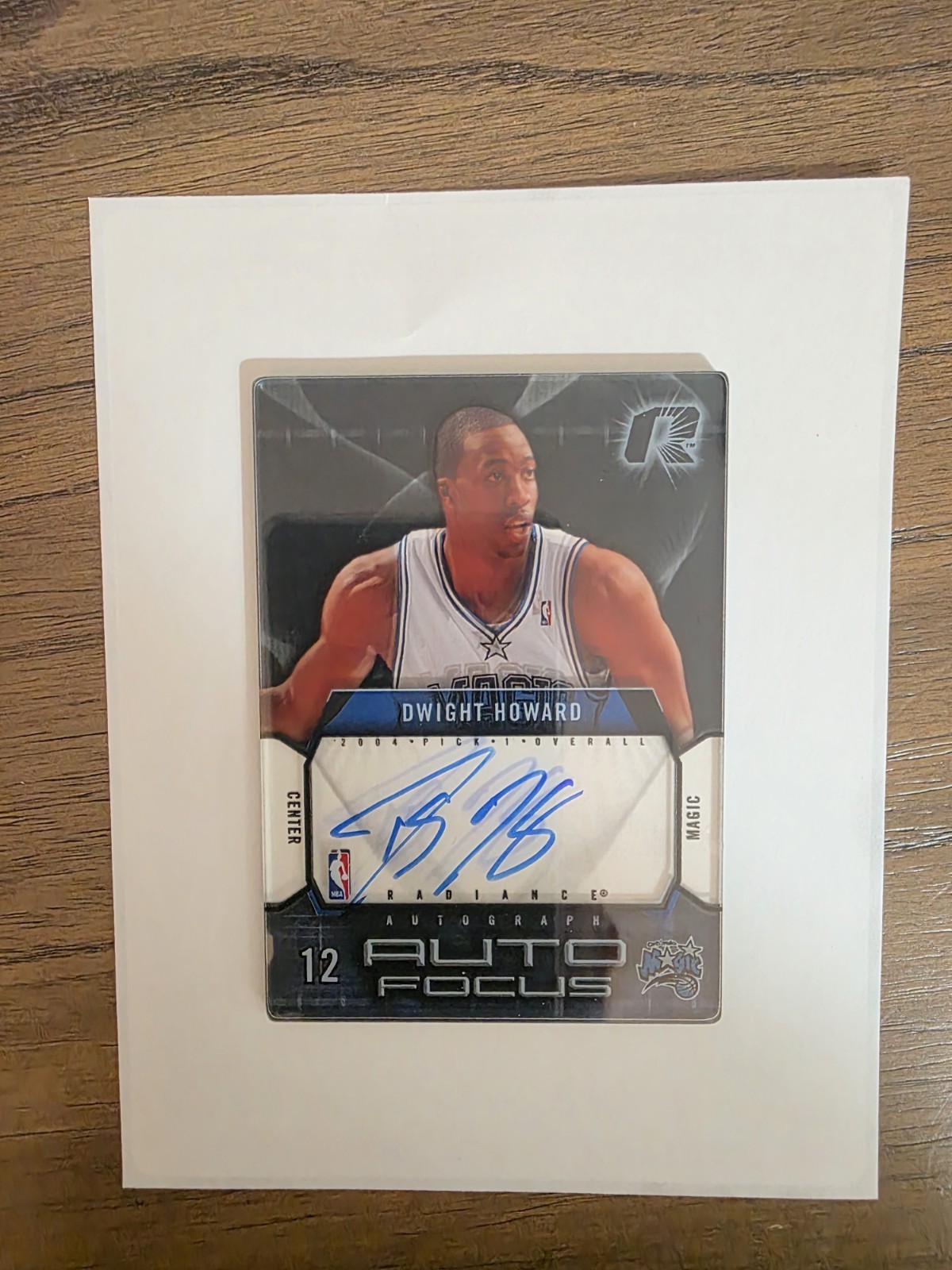 DWIGHT HOWARD 2008/09,UPPERDECK RADIANCE AUTOGRAPHED AUTO FOCUS SP ON-CARD MAGIC