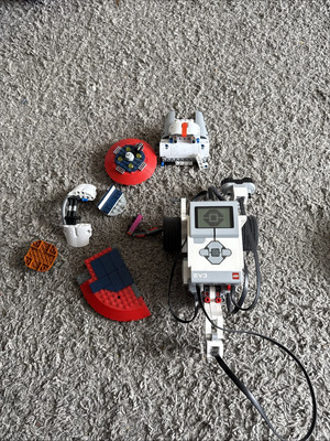 Lego Mindstorms EV3 45544 Driving base Color Ultrasonic Touch sensor robot
