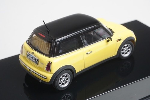 1:43 AUTOart 54826 BMW Mini Cooper Yellow model car - Picture 4 of 8