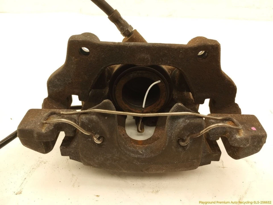 Chrysler Crossfire Pair Of Left & Right Front Brake Caliper Fits 2004-2008 04 05 - Image 4 of 4