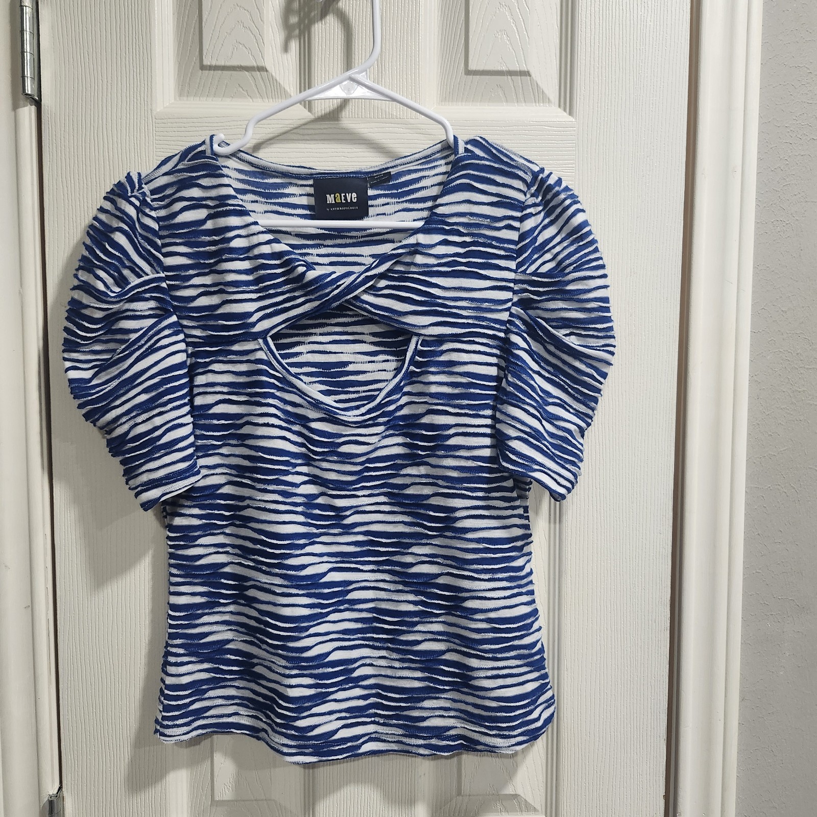 Maeve by Anthropologie Puff Sleeve Textured Stripe Cutout Top Blue White Sz M