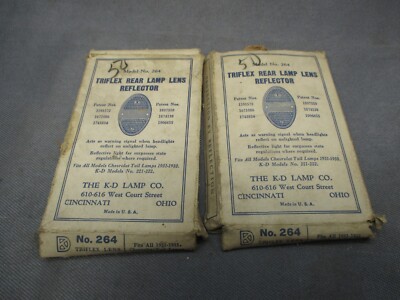 LOT OF 2 K-D Lamp Co. Triflex Rear Reflector Model No. 264 Glass Tail Light Lens