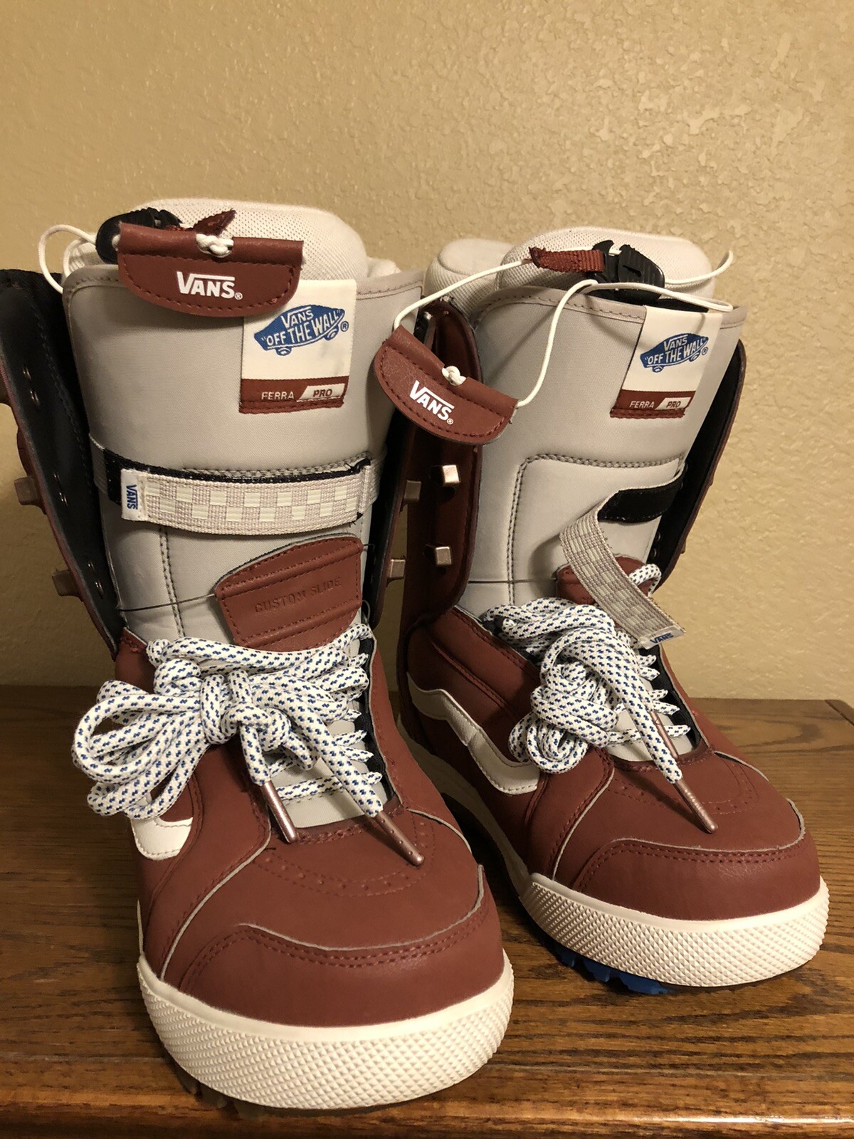 vans aura pro snowboard boots 2020