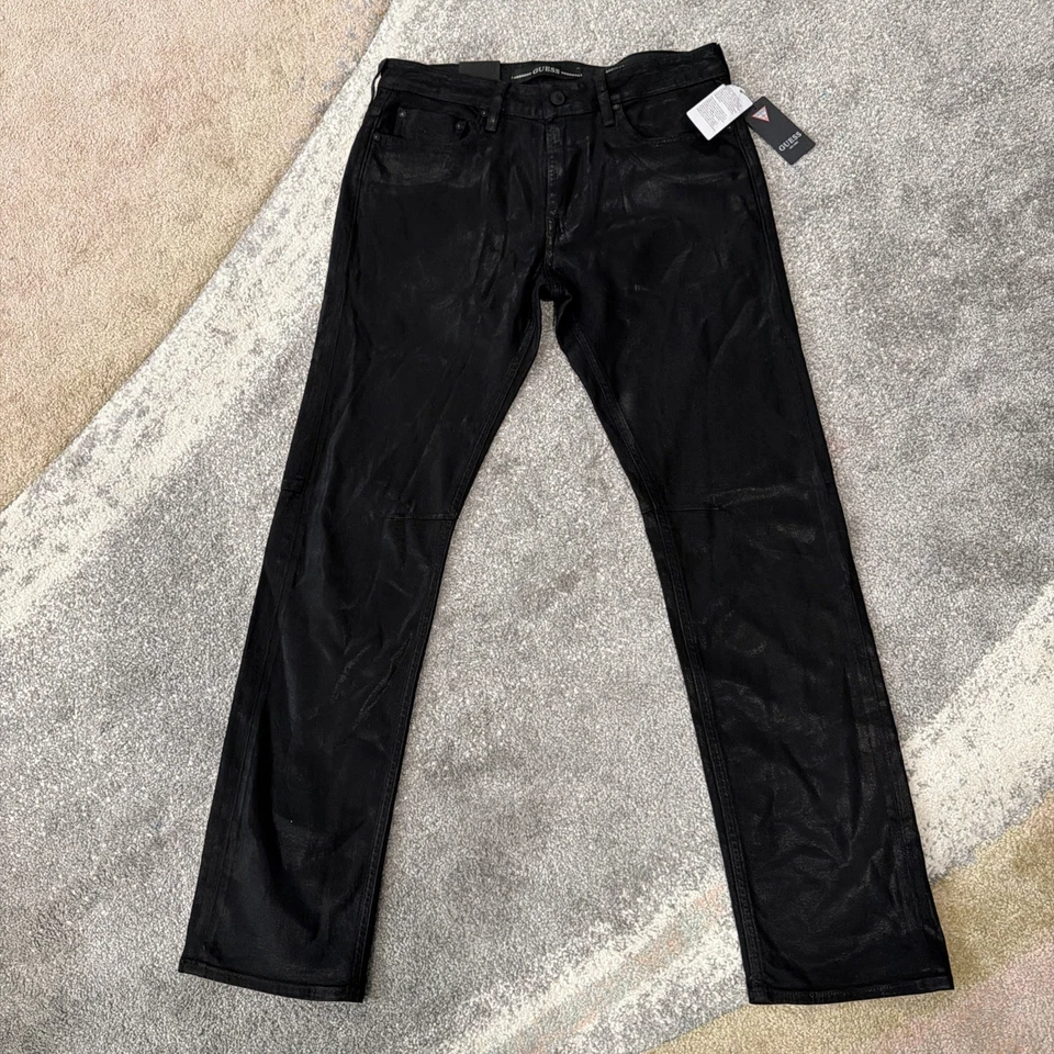 Jean recto GUESS Eco Mateo para hombre recubierto negro azabache 32Wx32L Foto 4 de 4