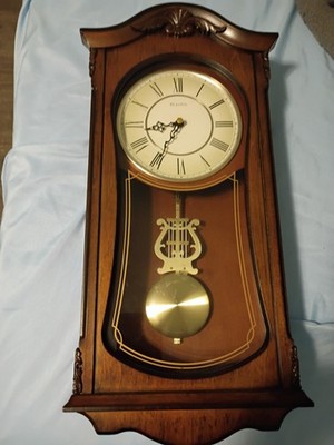 Bulova C3542 Cranbrook Walnut Chiming Wall Clock. 2024. Sounds Great, Worksgreat