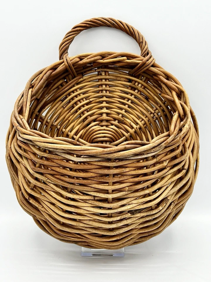 Woven Wall Pocket Basket Large Wicker Flat Back Planter Round 9” x 11” - Image 2 of 4