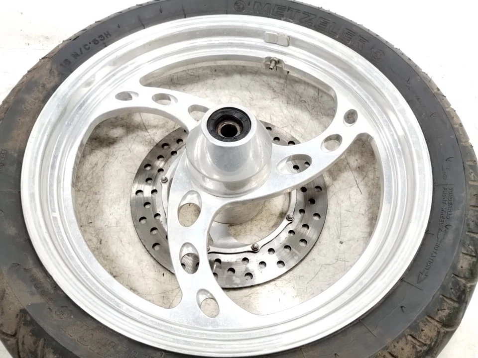 Llantas delanteras y traseras 85 Harley Softail 18" PERSONALIZADAS cromadas recorte caballo barrido Foto 3 de 4