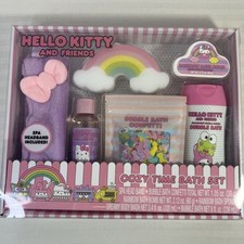 Cozy Time Bath Hello Kitty Friends Set 6: spa head band, bath bomb,body wash...
