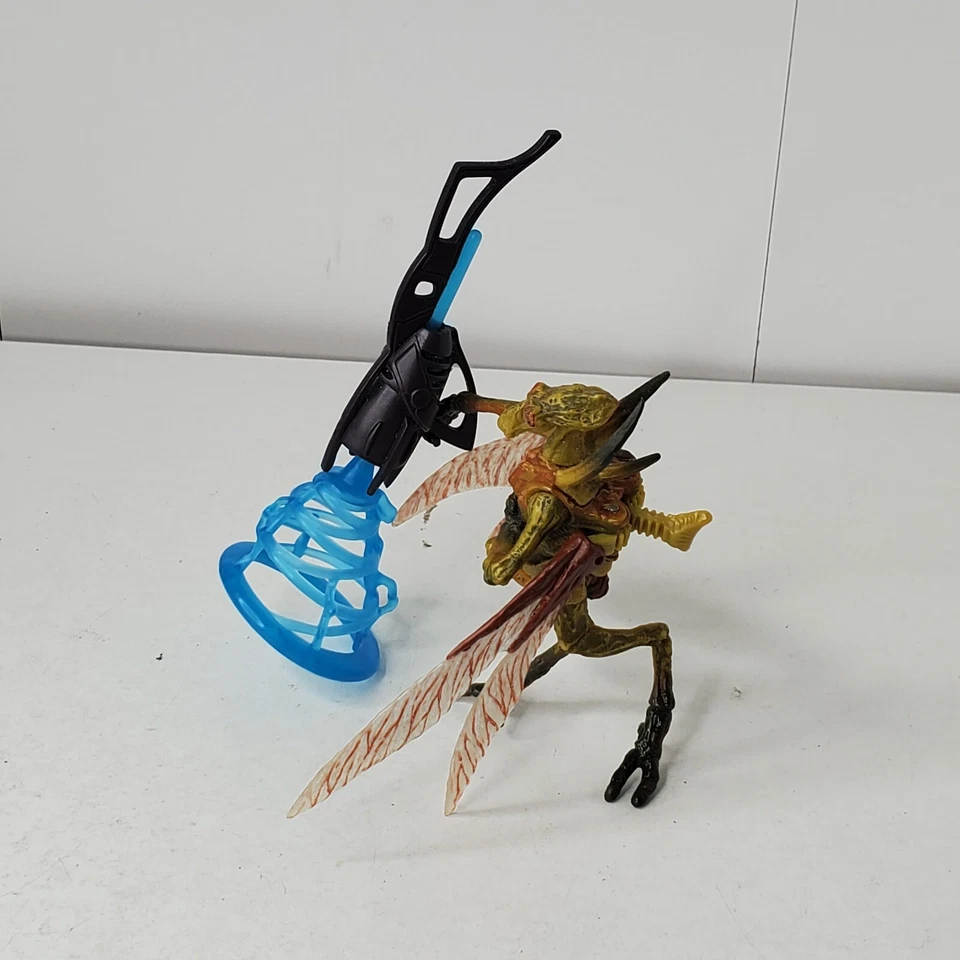 Figura de acción Star Wars Flying Geonosian Attack of the Clones 2002 suelta sin cápsula Foto 3 de 4