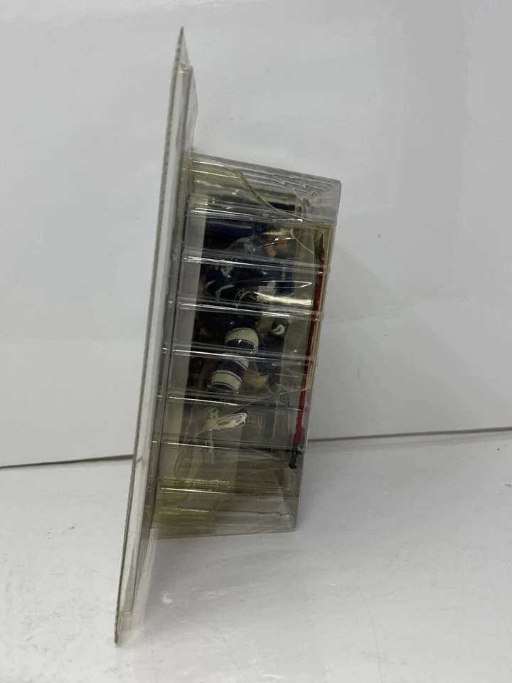 Фигурка McFarlane NHL Mats Sundin Toronto Maple Leafs Chase Blue Jersey серия 9 - Изображение 4 из 4