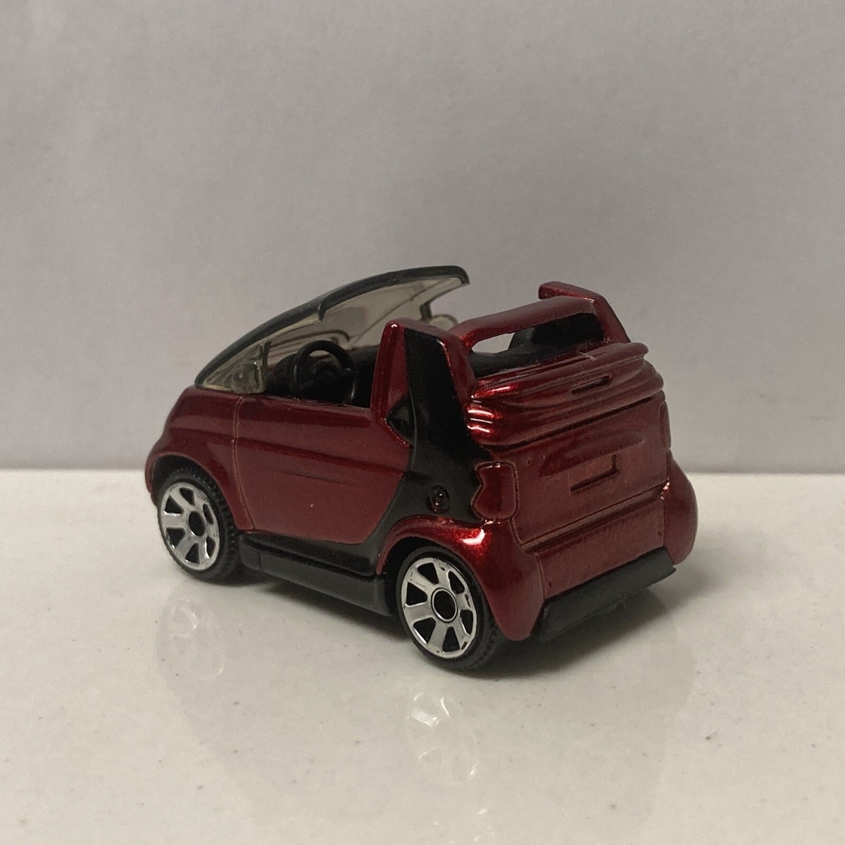 1998-2007 Smart Fortwo Coupe Collectible 1/64 Scale Diecast