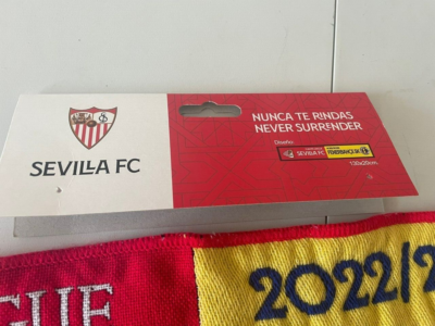 Bufanda UEFA EUROPA LEAGUE VILLARREAL C.F.. Y CELTIC DE GLASGOW NUEVA