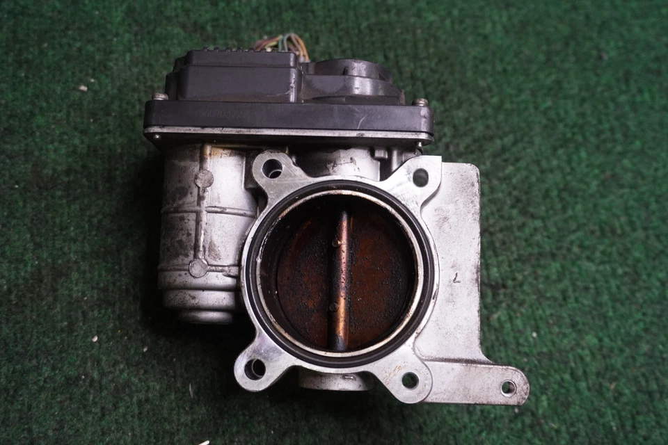2006 CHEVROLET UPLANDER 3.5L THROTTLE BODY OEM 560703727E1 - Image 2 of 4
