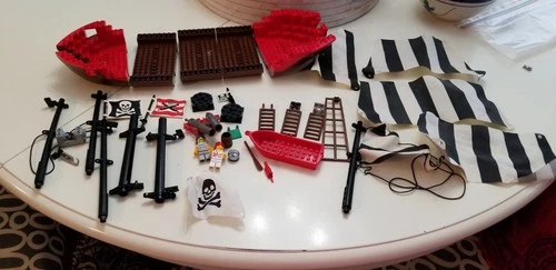 LEGO Pirates Skull’s Eye Schooner 6286 Ship Lot Incomplete Minifig Flags Mast