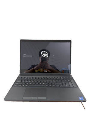 Dell Precision 7560 Intel(R) Core(TM) i9-11950H 32 GB RAM 1 TB SSD 15.6''