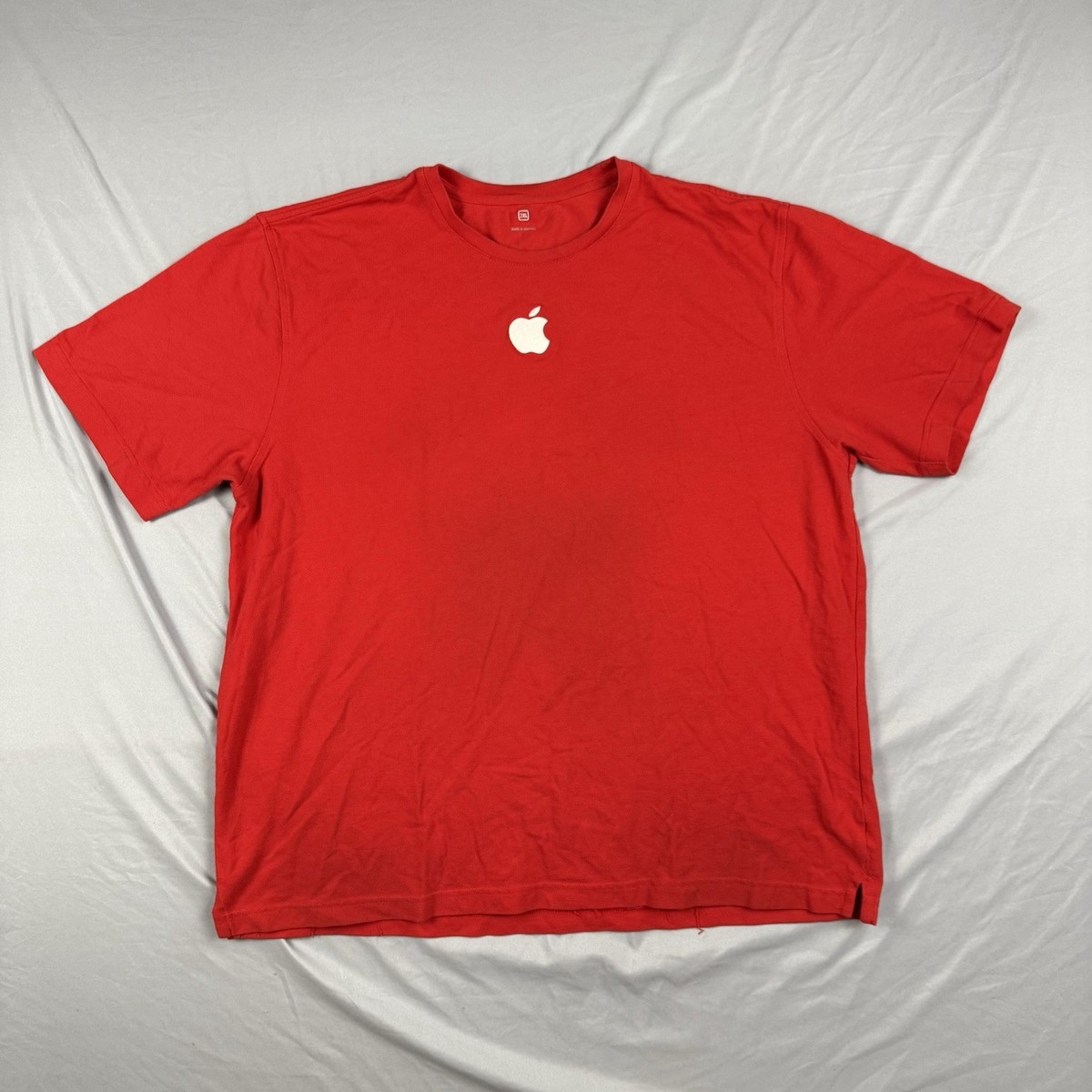 Apple Store Employee MENS SIZE 2XL T-Shirt Red Mac Embroidered Logo VINTAGE Y2K