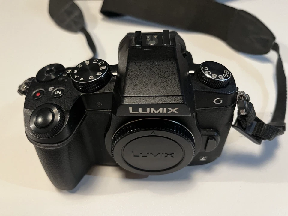 Panasonic Lumix G80, photo 1 of 5