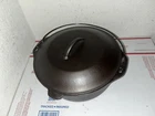 Lodge Cast Iron Dutch OVEN POT #8 DO MADE IN USA W/Self Basting Cover 6Qt