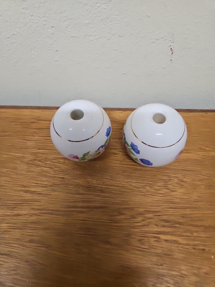 Set 2 Porcelain Brass Bed Post Finials Flower Floral Design Circle Ball