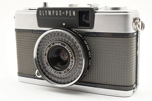 OLYMPUS PEN EE-2 35mm Half Film Camera