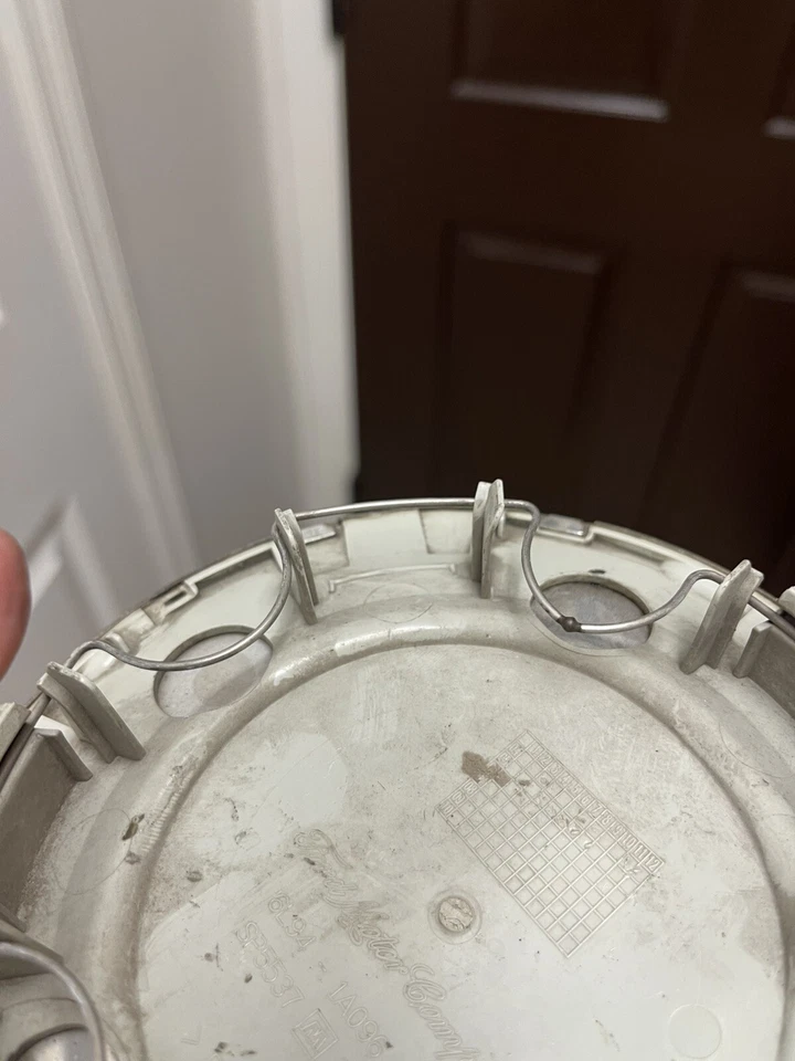 Tapa central de rueda Mercury Mountaineer 6L94-1A096-BC cubierta de orejetas ver todas las fotos Foto 4 de 4