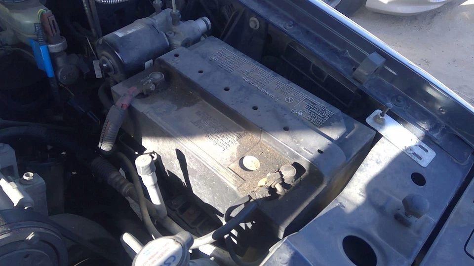 Ford Explorer 1995-2005 bandeja de montaje en caja de batería completa con sujeción OEM 4,0 L Foto 4 de 4