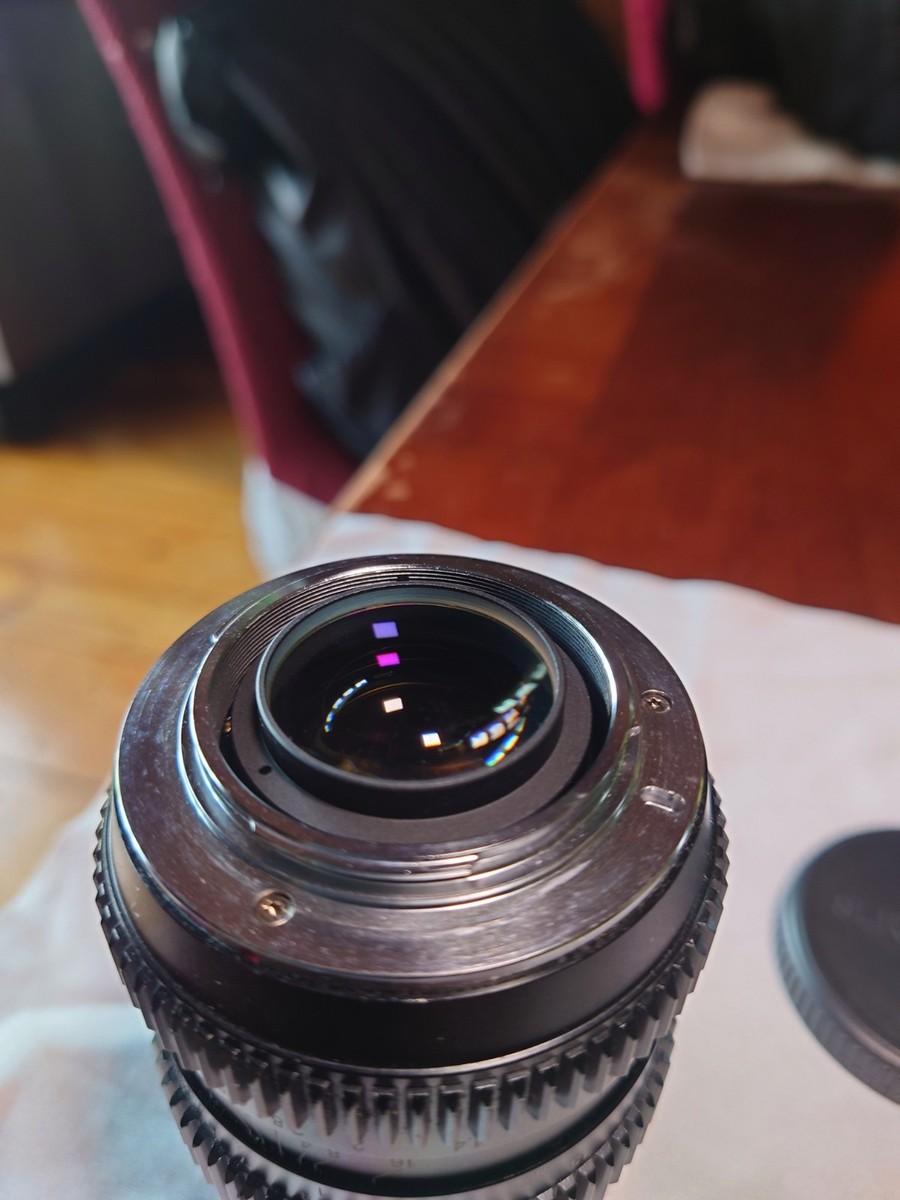 SLR Magic 25mm T0.95 Hyperprime Cine III Micro 4/3 MFT SLR Magic 25mm T0.95 Hyperprime Cine III Micro 4/3 MFT