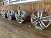 1 Set Originale Cerchi Lega Vw Devenport T5 T6 7E0601025P Cerchioni 7Jx17 ET55
