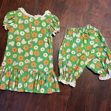 Vintage 60s 70s Petite Elegants 2 Piece Set Green Orange Flowers Blooms Size P9