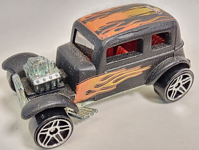 クリスマスセール！　Hot Wheels '32 Ford Vicky 1968 Hot Wheels Mattel Car 1932 '32 Ford Vicky Black with
