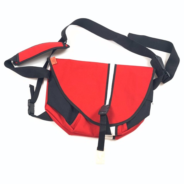 Ampac Messenger Bag With Adjustable Straps New Red eBay