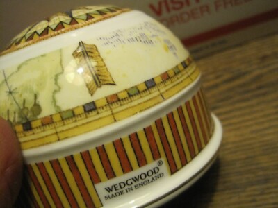 VTG Wedgwood Atlas Dome Paperweight Compass Map Made In England-PORCELAIN