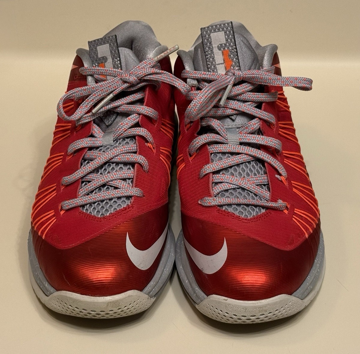 Nike Air Max LeBron 9.5 Low University Red 579765-600 men\'s Sz 9.5 2013 . 136pem Nike Air Max LeBron 10 Low  main image 2
