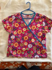 Dickies M Scrub Top Bright Fuschia Background