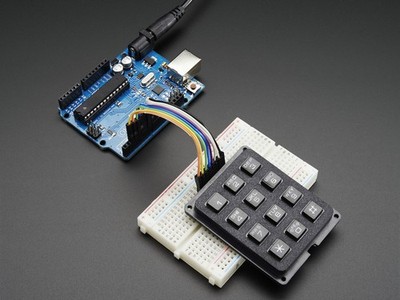 [ Adafruit ADA-1824 ]  3x4 Phone-style Matrix Keypad