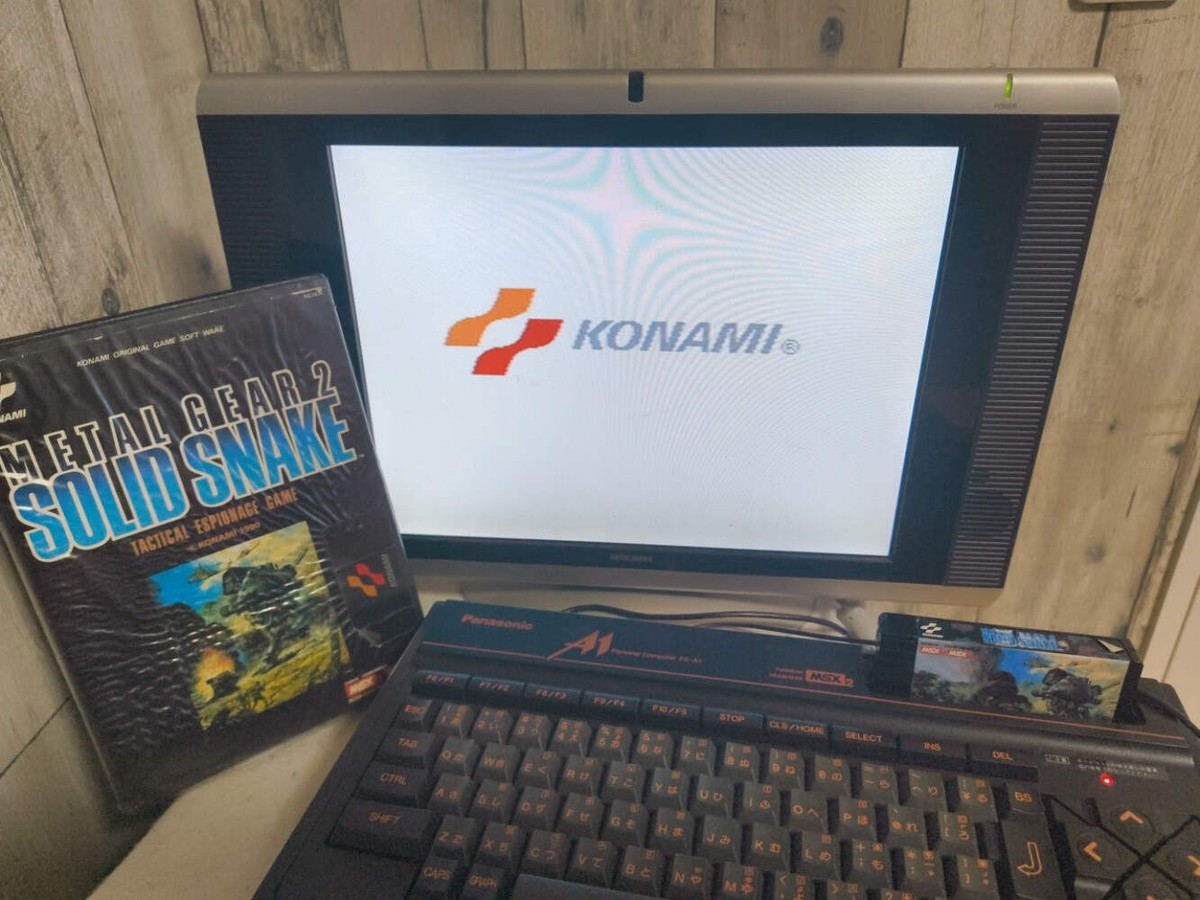 METAL GEAR 2 SOLID SNAKE MSX MSX2 Game cartridge, w/Manual, Box