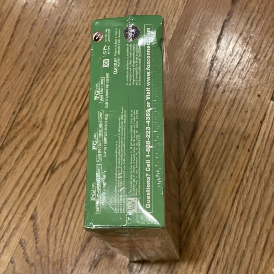 NEW Diary Of Wimpy Kid DVD Set Box 3 Movies Gift - Image 4 of 4