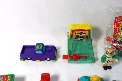 Lot 16 Vintage WENDY'S Kids Meal Toys Animaniacs Muppets Pinball Clue Coca-Cola - Picture 5 of 12
