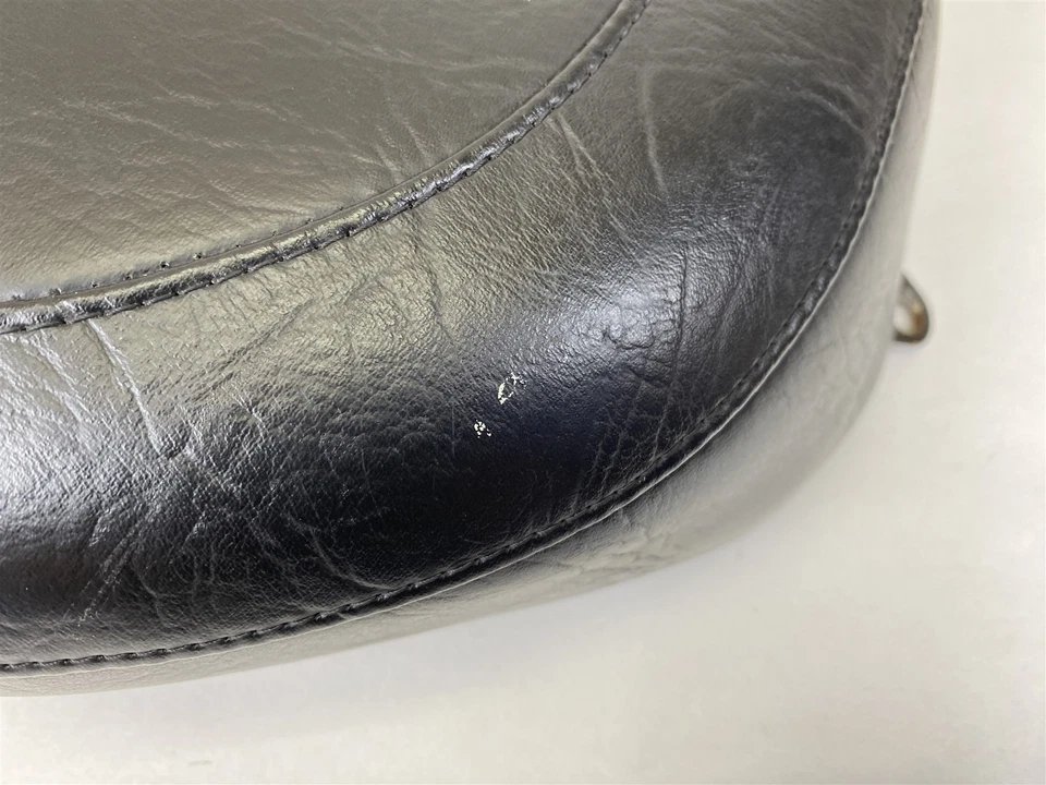 Asiento de pasajero Harley-Davidson Dyna Street Fat Bob Mustang 06-17 79359 Foto 4 de 4