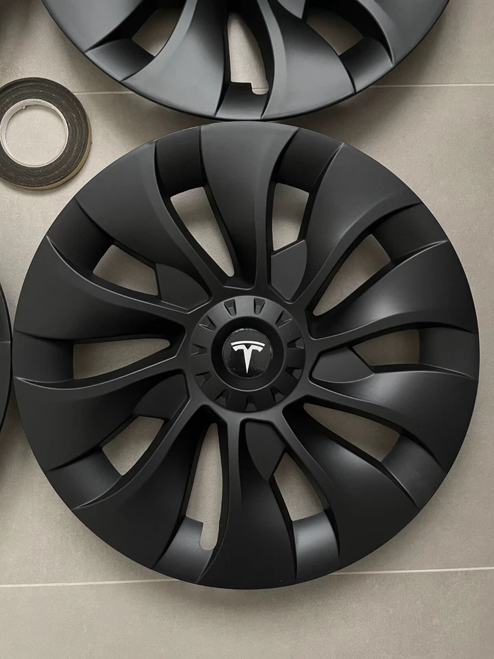 4 copri cerchi Uberturbine neri opachi con logo bianco  L+R - Tesla Model 3 18" - Bild 1 von 4