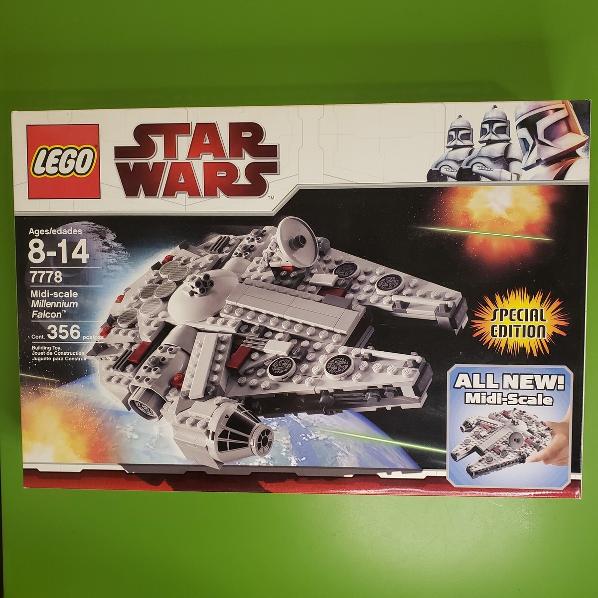 LEGO Star Wars: Midi-scale Millennium Falcon (7778) New
