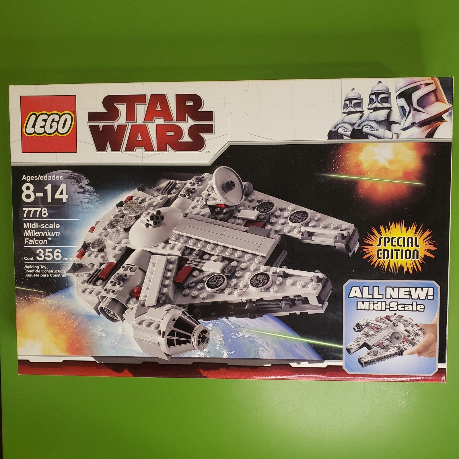 LEGO Star Wars: Midi-scale Millennium Falcon (7778) New Sealed Box. Look!