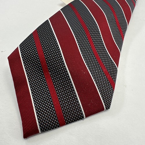 Croft and Barrow Red/Black Stripe Men's NeckTie Polyester/Silk - New