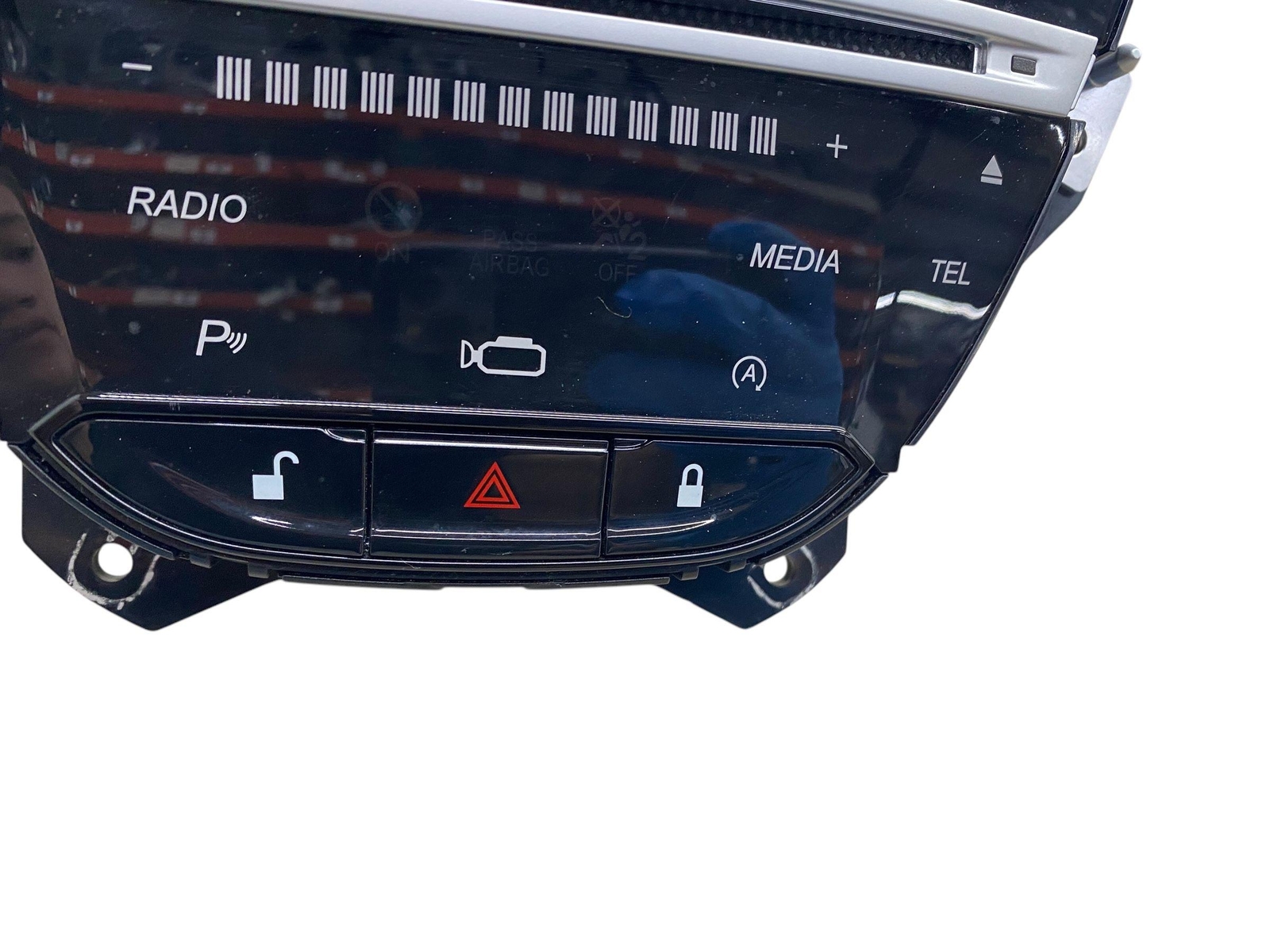 2017-2023 ASTON MARTIN DB11 TEMP CLIMATE CONTROL PANEL W/ PARK REVERSE NEUTRAL