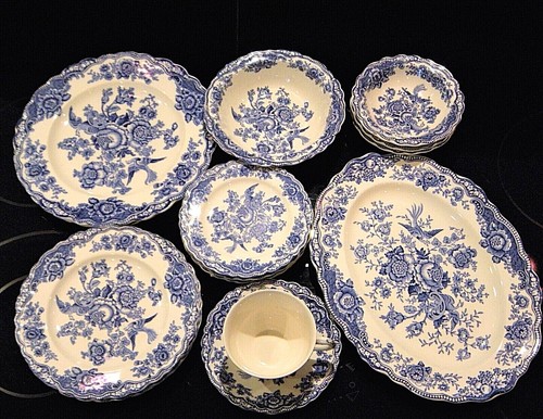 Vintage MCM Crown Ducal "Bristol" Blue Transferware Dinnerware & Serving Ware - Picture 2 of 48