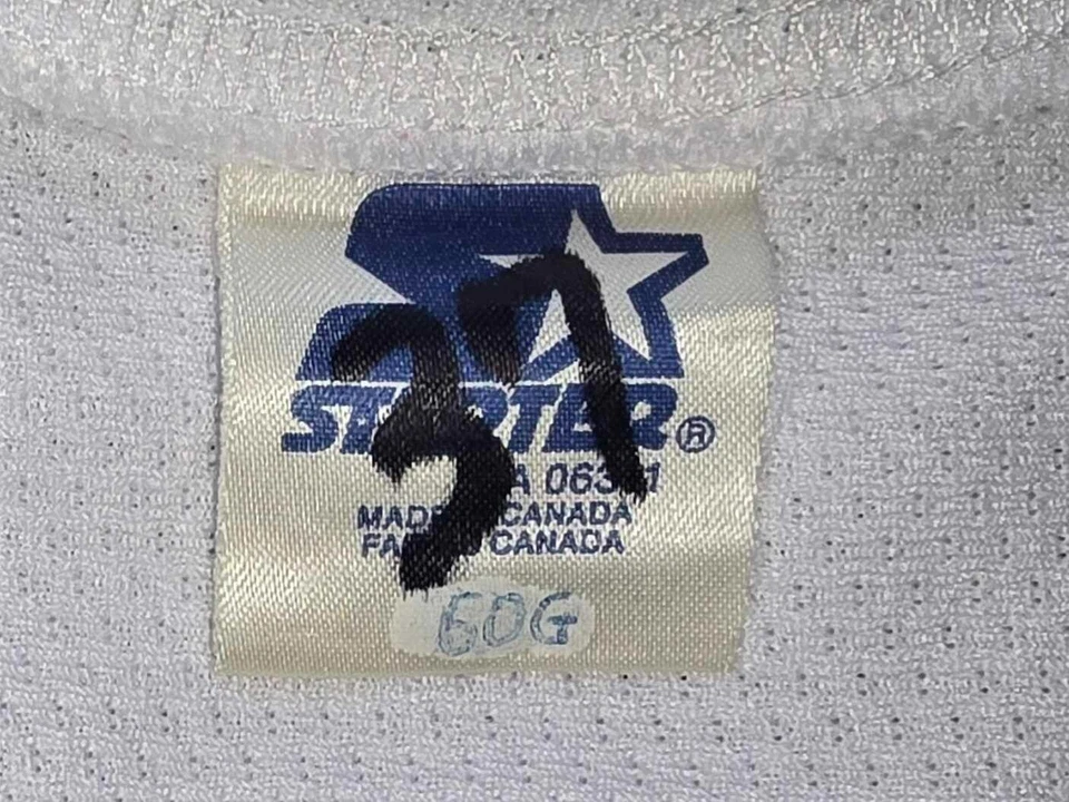 Camiseta deportiva Trevor Kidd Carolina Hurricanes práctica/campamento de entrenamiento usada emitida Foto 4 de 4